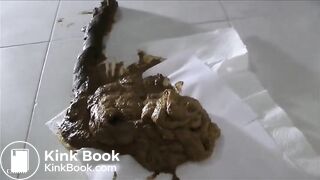 SCAT - Sexy girls Pooping 42