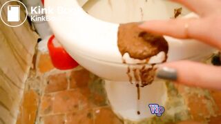 SCAT - Sexy girls Pooping 38