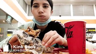 She eats a scat burger