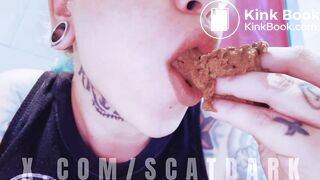 Getting out my shit with octopus dildo @scatdark