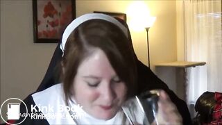 Samantha Starfish – Shitting Eating Nun