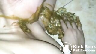 Chinese scat slut eating his shit