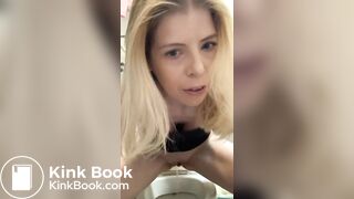 Toilet loving girls