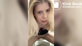 Toilet loving girls
