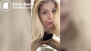 Toilet loving girls