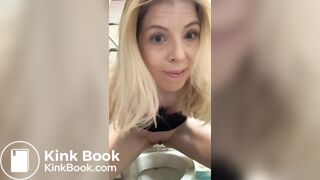 Toilet loving girls