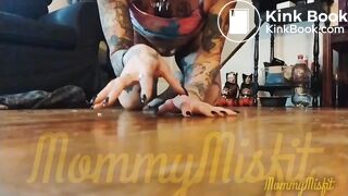 Everybody's favorite naughty scat mistress has bee