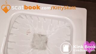 Seductive toilet EFRO