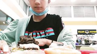 Eating a shitty burger