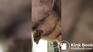Me shitting