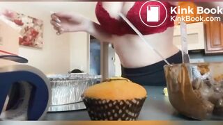 Hot girl making shit cupcakes