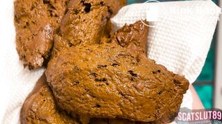 Big Ass Shit & Tinkle (with Pics)