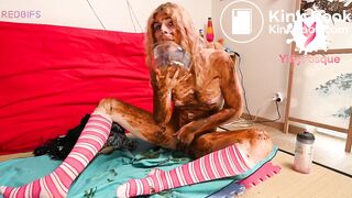 Toilet whore fisting her asshole