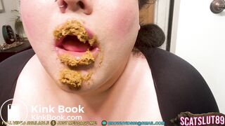 Trans Girl Sucks on Her Massive Turd (Slideshow)