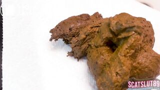 Fat Trans Woman Takes a Sloppy Shit