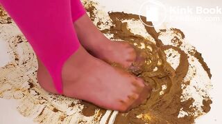 Very Sexy Asian Nylon Feet Full of Fido Shit