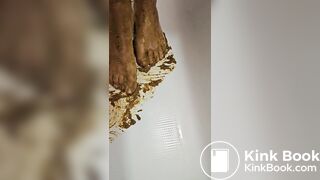 Shit sweater on my lovely feet