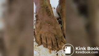 Shit sweater on my lovely feet