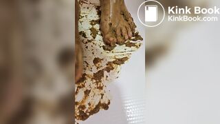 Shit sweater on my lovely feet