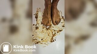 Shit sweater on my lovely feet