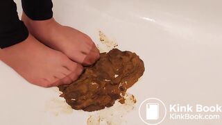 sexy asian milf nyloned feet dogo scat dirty 1