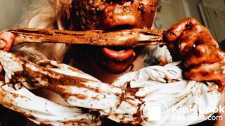 SCAT QUEEN @SCATDARK