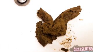 Close-Up Shit from My Loose Asshole