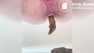 Shitting before husband comes home