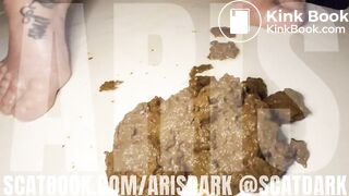 Big poop on white panties @scatdark