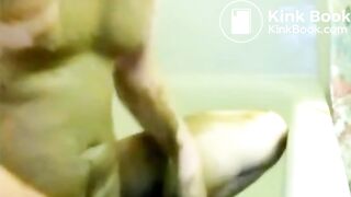 covering his body with shit