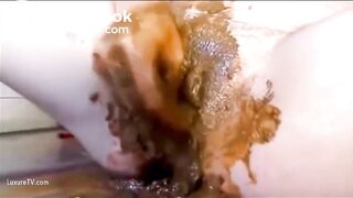 masturbating and fisting pussy with shit