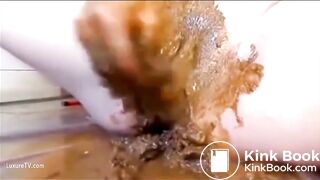 masturbating and fisting pussy with shit