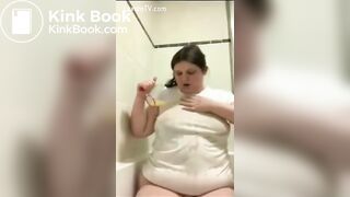 FAT SCAT PIGS FEEDING TIME SHIT MUNCH COMPILATION