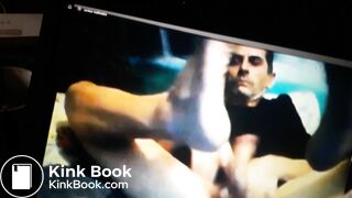 gicle pour moi avec te pieds salope de toejober