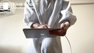 の授業中におしっこが行きたくなり必死に我慢し、人気がないところで、、、