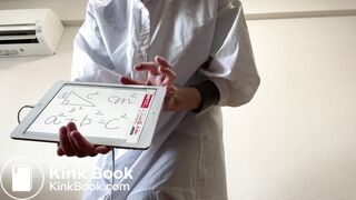 の授業中におしっこが行きたくなり必死に我慢し、人気がないところで、、、