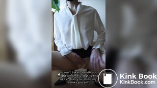 I pretend to be an office lady and masturbate in a solo show while fantasizing about a naughty relat