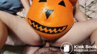 Sexy pregnant pumpkin squirting on big cock
