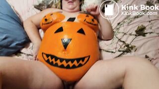 Sexy pregnant pumpkin squirting on big cock