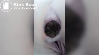 Girl pooping on toilet - video 338