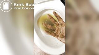 Smelly gal scoops her poop from the shower water