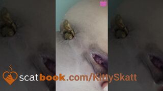 close up shitting - video 2