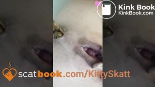 close up shitting - video 2