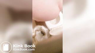 Sloppy diarrhea - video 4