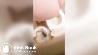 Sloppy diarrhea - video 4