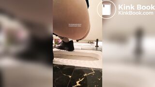 Girl pooping in public toilet3