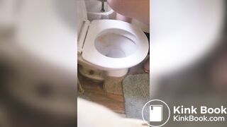 Shitting a huge load in toilet~
