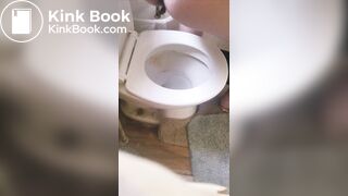 Shitting a huge load in toilet~