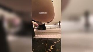 Girl pooping in public toilet2