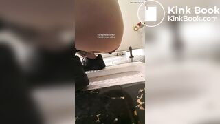 Girl pooping in public toilet - video 14